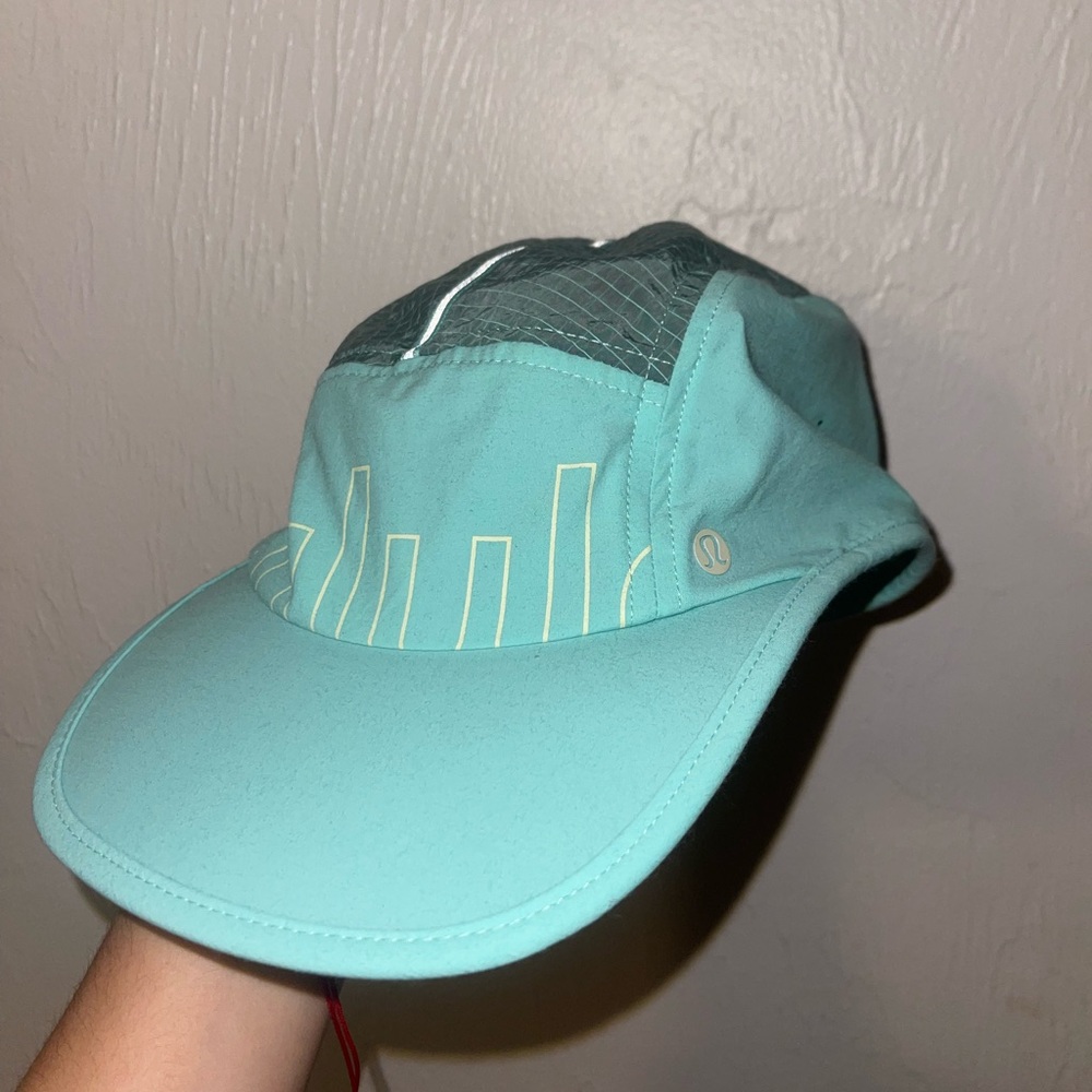 Lululemon hat